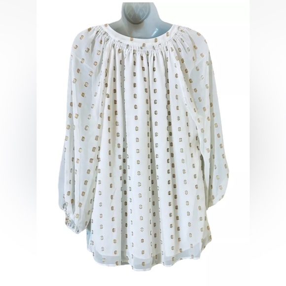 Crown & Ivy Women’s Size L Tunic Top White Gold Accents Holiday - Picture 3 of 10